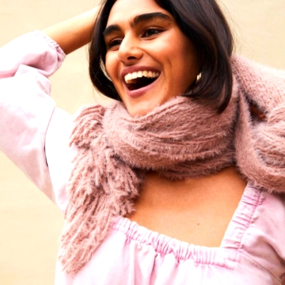 Free People Accessories - Free People Whisper Fringe Blanket Scarf NWT